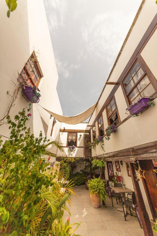 Hotel Rural La Casona Santo Domingo Siglo XVI 기마르 외부 사진