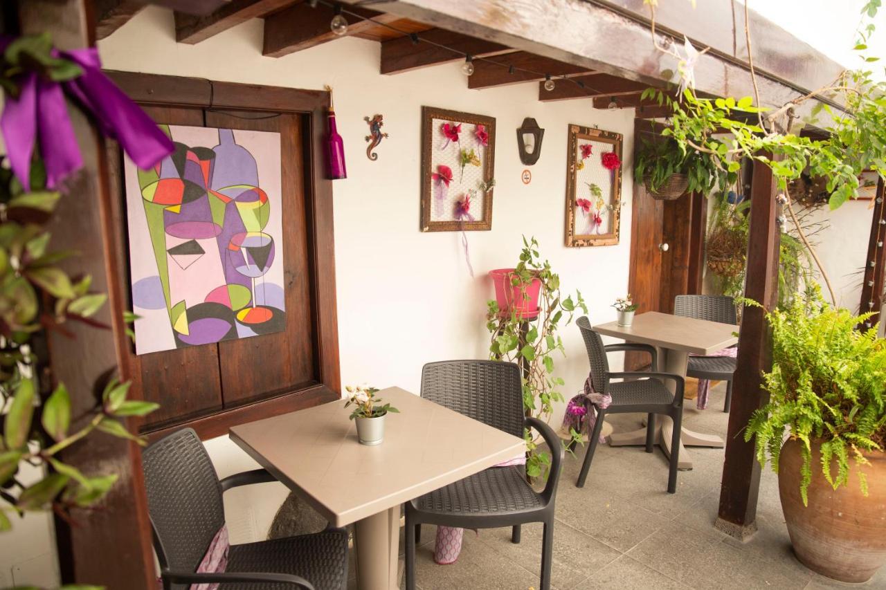 Hotel Rural La Casona Santo Domingo Siglo XVI 기마르 외부 사진
