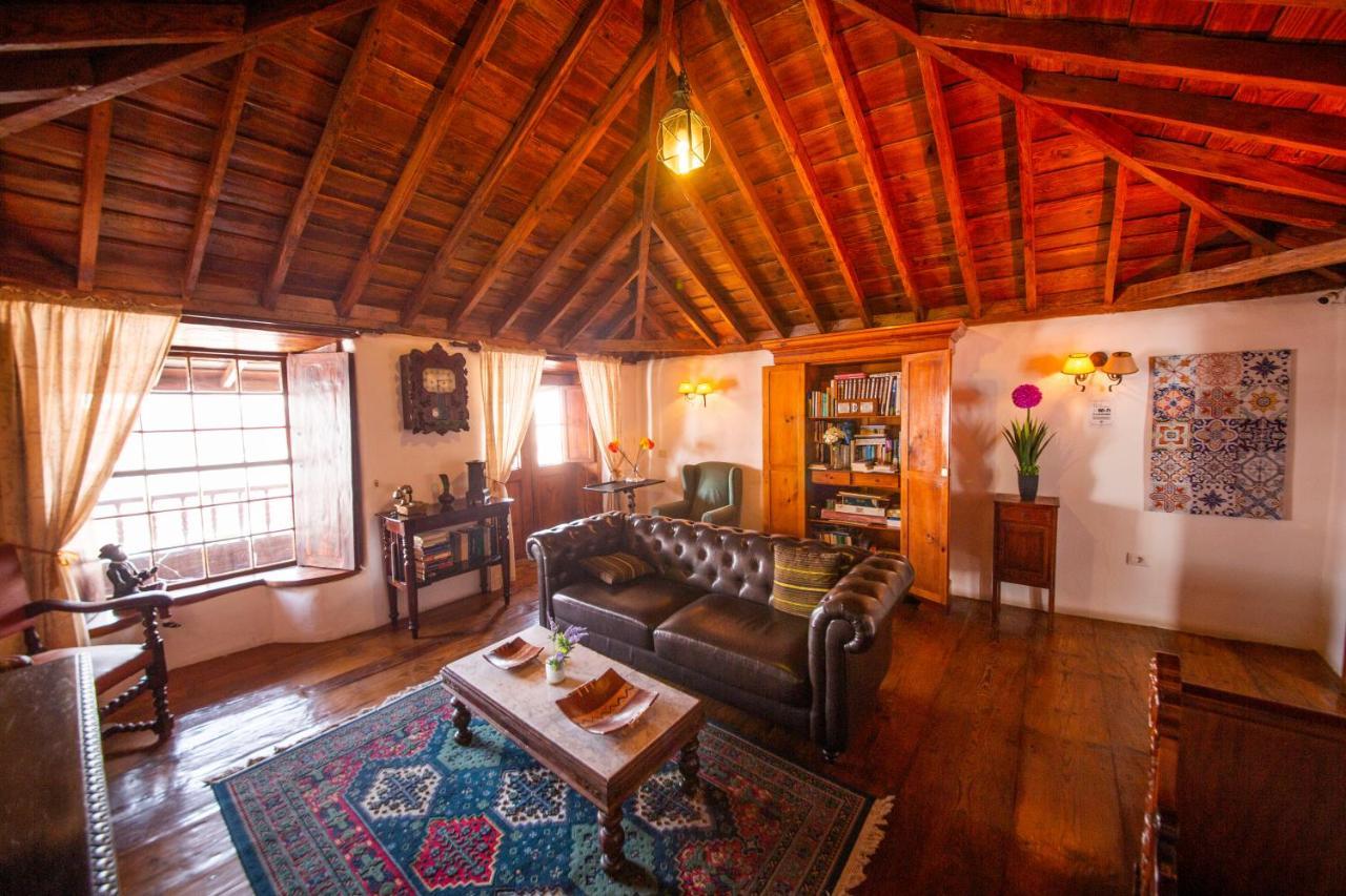 Hotel Rural La Casona Santo Domingo Siglo XVI 기마르 외부 사진